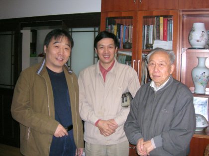 朱總經理和涂少波大師拜見“陶瓷泰斗”王錫良大師