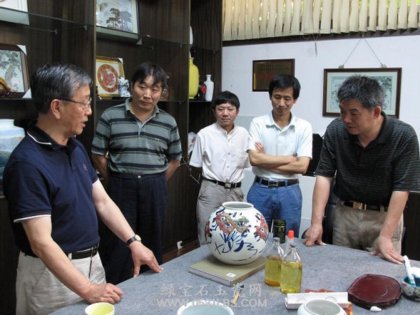 中國工藝美術大師、著名陶瓷藝術家、教育家秦錫麟簡介