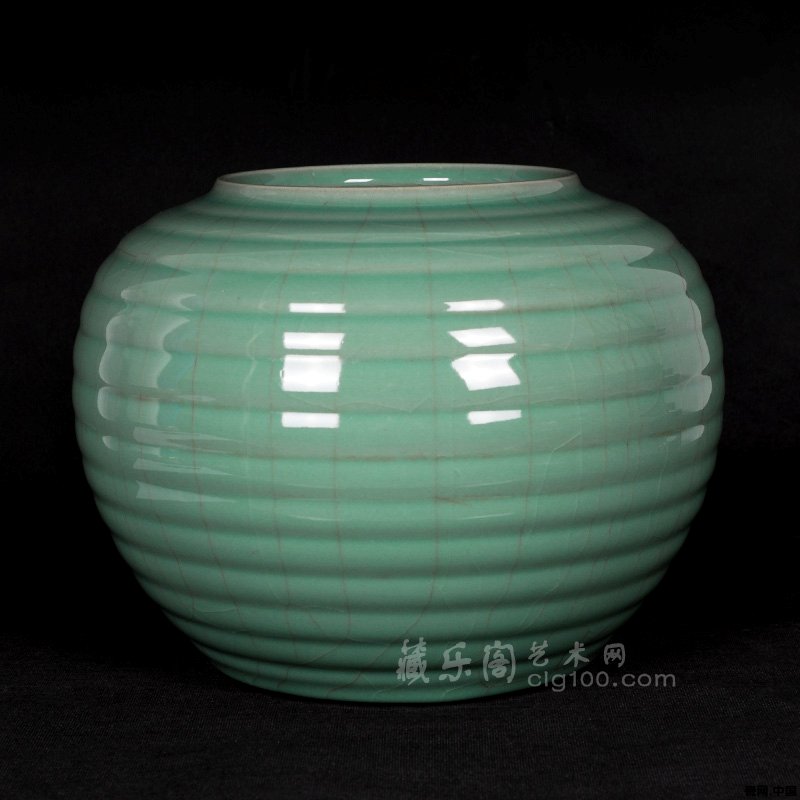 陳愛明《金線弦紋罐》