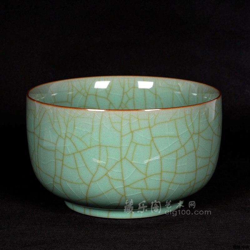 陳愛明《金缽》