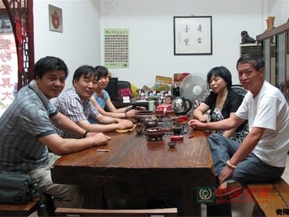 瓷網遍訪陶藝名家宜興行——著名紫砂陶藝家張順法、魯瑛夫婦