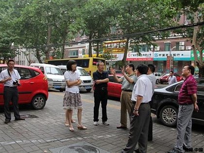 市領導到綠寶石藝術陶瓷館調研博物館建設