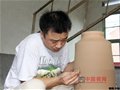 踏實肯干的龍泉青瓷大師徐凌