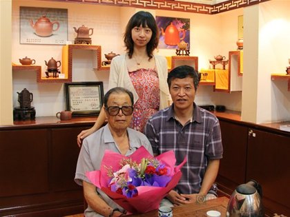 “潤陶苑”傳人青年紫砂陶藝家張燚