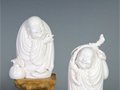 白瓷雕塑6寸游方沙勒  作者：蘇清河