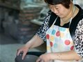 作品征服日本專家的“燒汝瓷的女人”