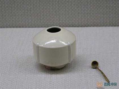 小小水盂承載文人情懷