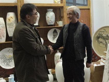 中國陶瓷藝術大師董善習談淄博刻瓷藝術
