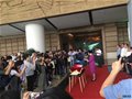青白釉色美 方圓器容珠 在“嵇錫貴陶瓷藝術(shù)精品展”領(lǐng)略瓷韻風(fēng)華
