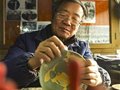 技藝精湛 精益求精——記古陶瓷修復(fù)專家翟淵民