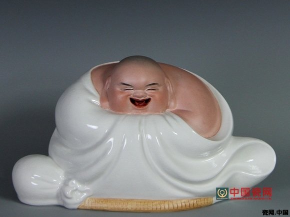 “瓷雕王國”中的大師——劉遠長